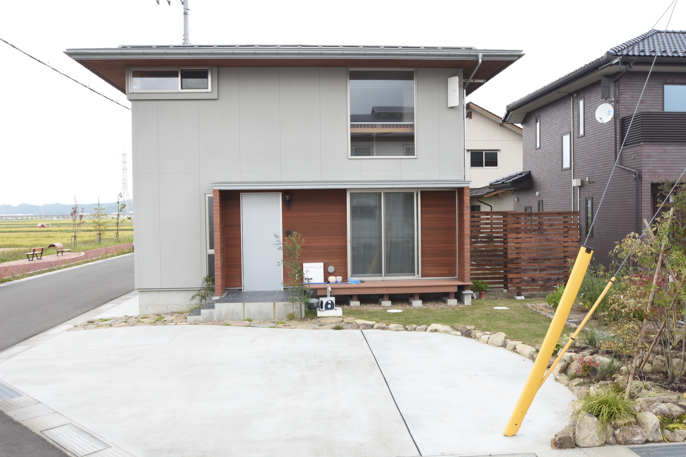 実例紹介「借景を愉しむ箱の家」